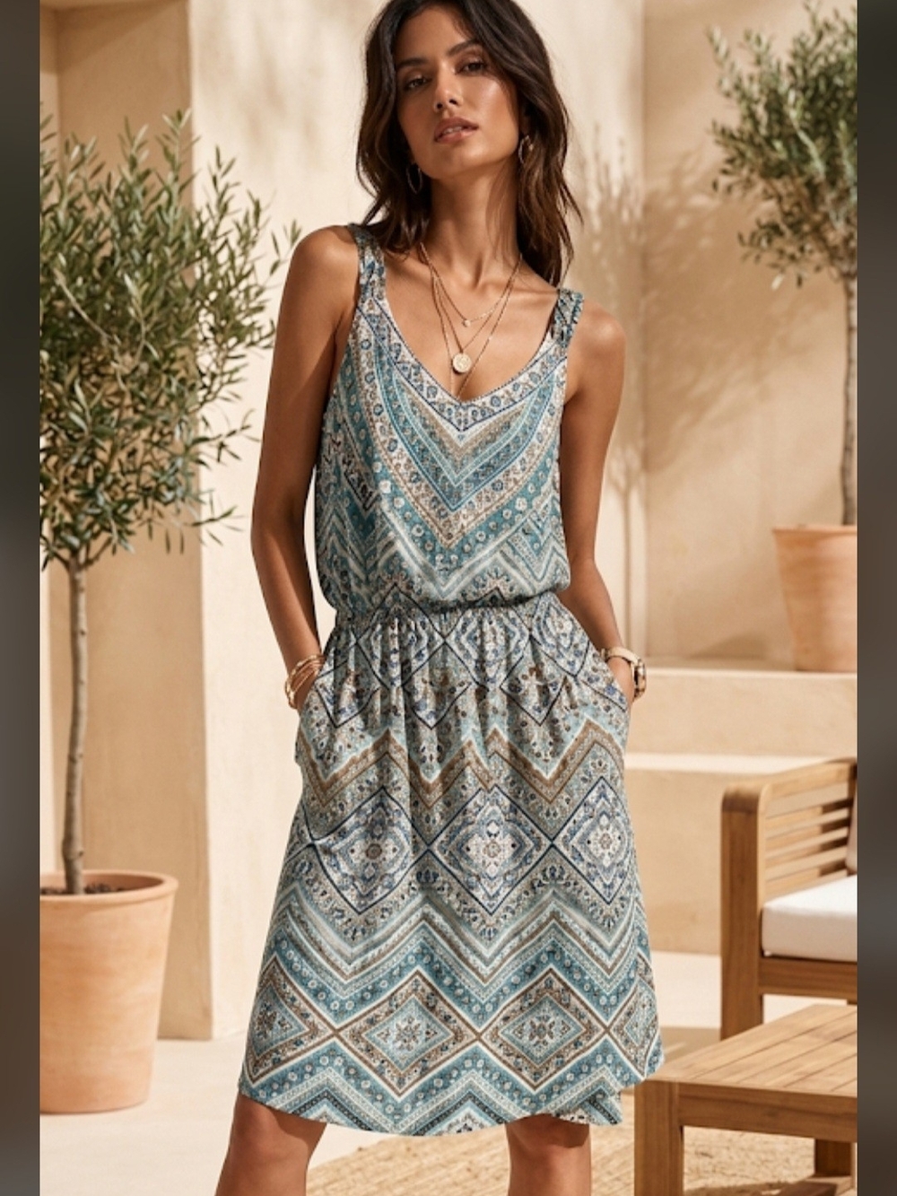 White House Black Market Blue & Cream Geometric Sleeveless Dress